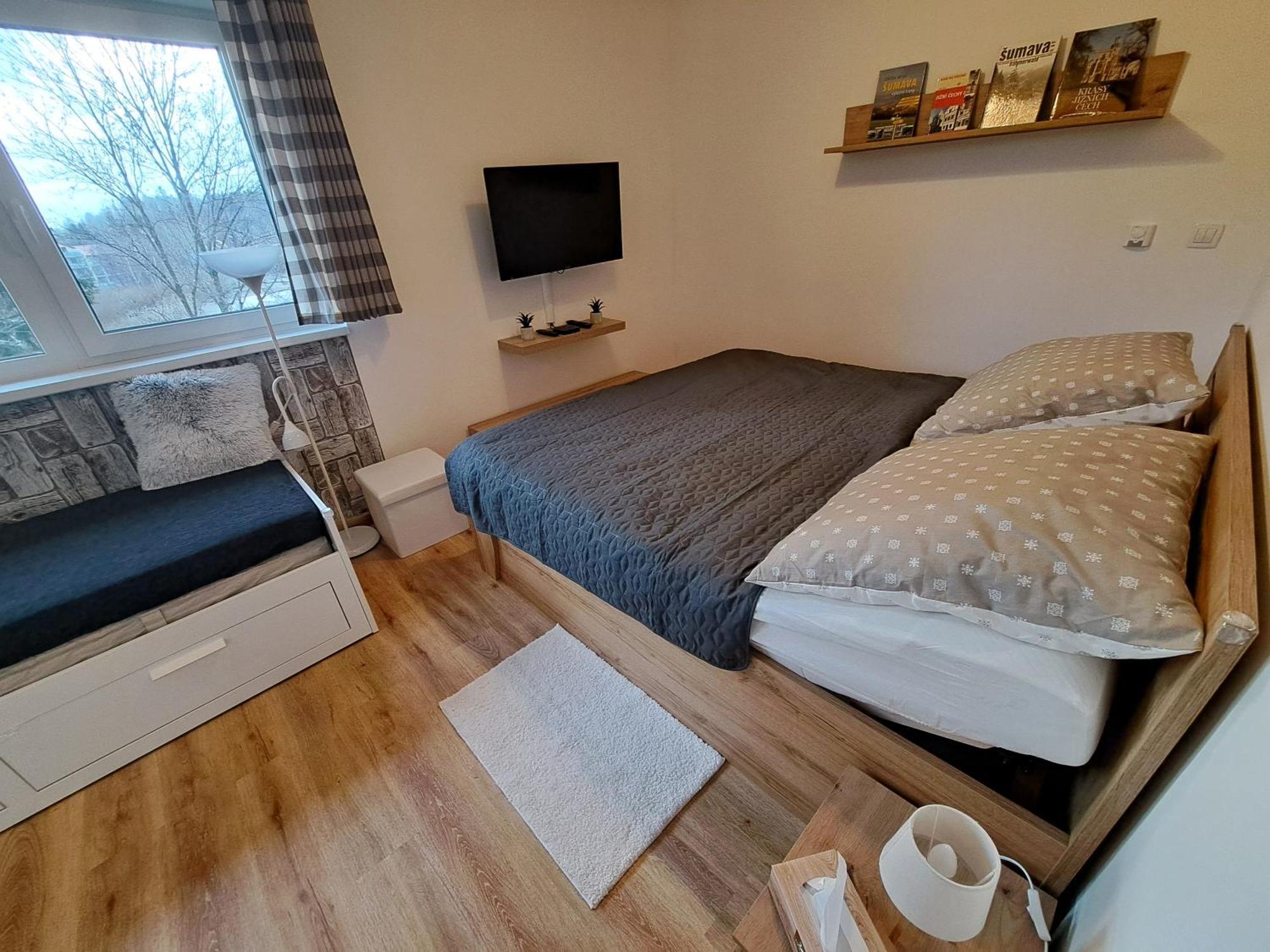 Apartmany - Male Lipno Černá v Pošumaví Zimmer foto